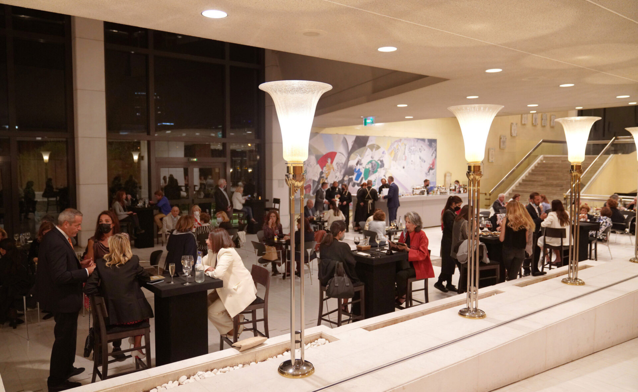 Megaron-Wine-Bar-Foyer-Lambraki
